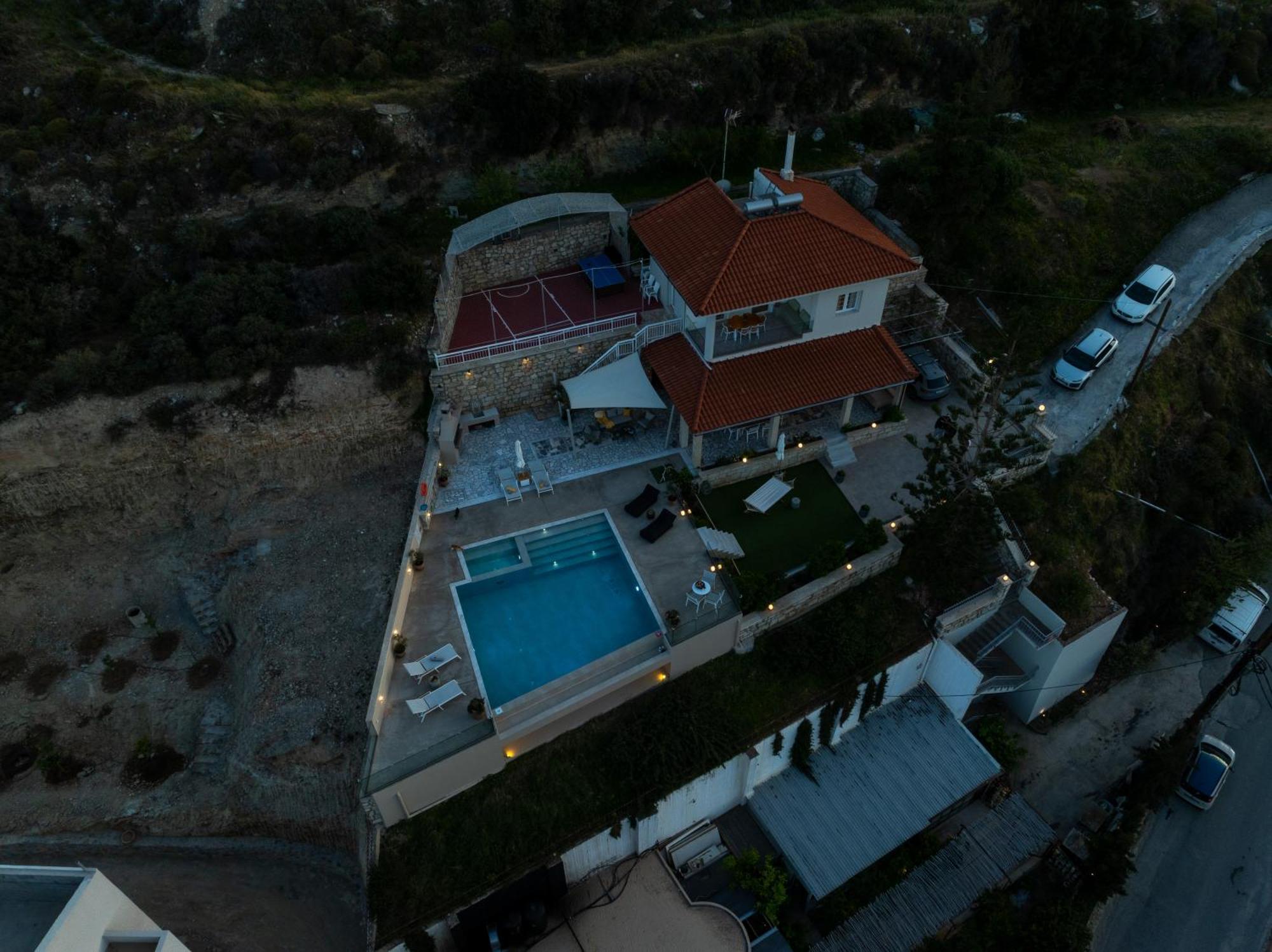 Amazing View Villa Aliki With Infinity Pool & Spa Лигарія Екстер'єр фото