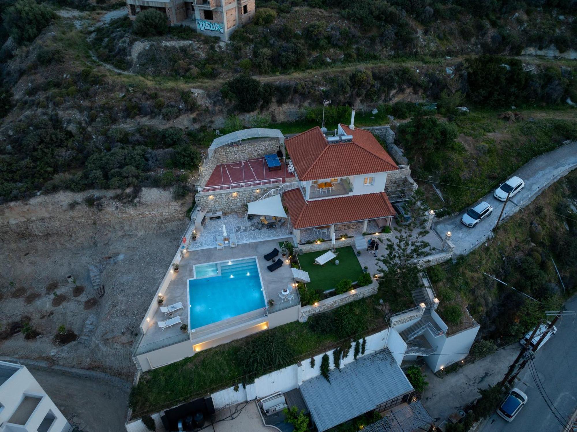 Amazing View Villa Aliki With Infinity Pool & Spa Лигарія Екстер'єр фото